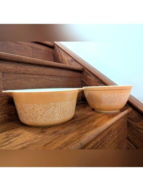 Vintage Pyrex - Woodland Brown Mixing Bowl 402 &  Pyrex 474-B Casserole Dish